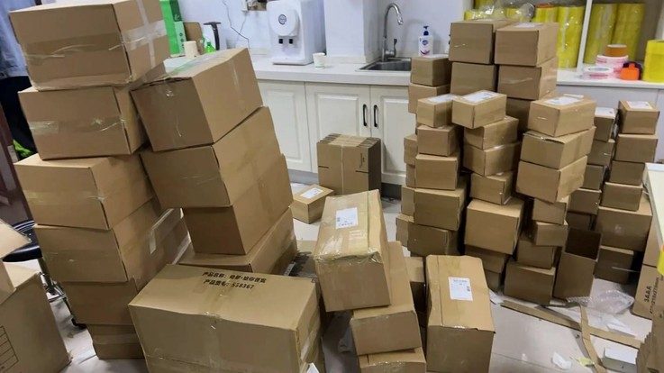 Packed for dispatch — real RepsYupoo photo